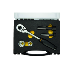 Sleeve extractor set 