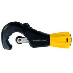 Pipe cutter with deburrer for stainless steel, copper and brass pipes, plastic and composite pipes up to Ø 35 mm / 1 3/8", up to Ø 32 mm / 1 1/4"